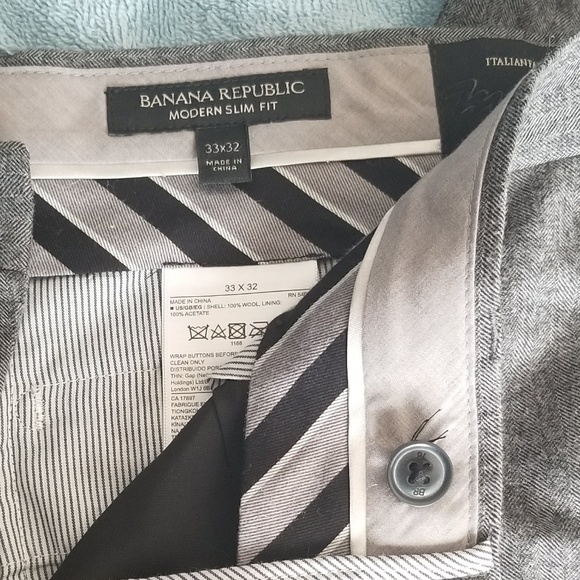Banana Republic Wool Gray trousers - Picture 3 of 5